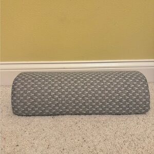 Knee Pillow for Back Sleeping – Memory Foam Cushion for Sciatica Pain Relief